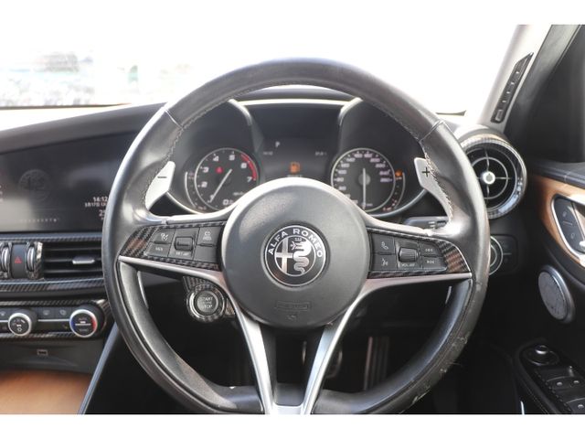 ALFAROMEO Giulia
