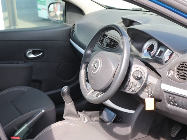 RENAULT LUTECIA