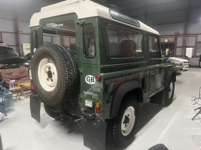 ROVER DEFENDER