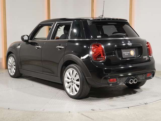 MINI COOPER SD 5DOOR
