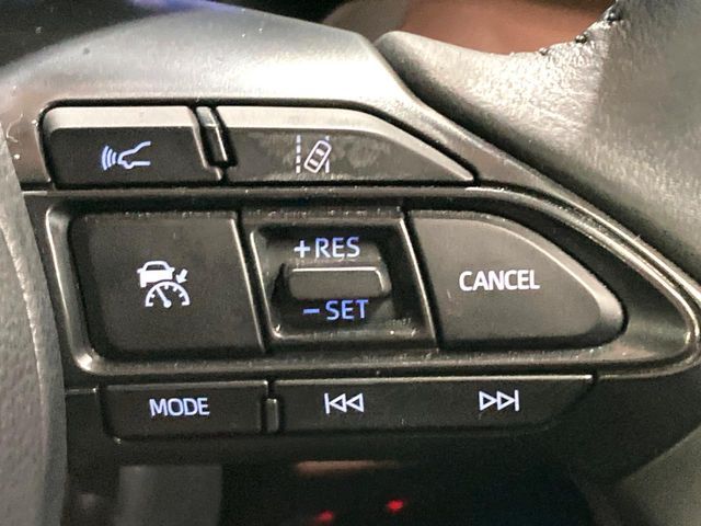 YARIS CROSS HYBRID