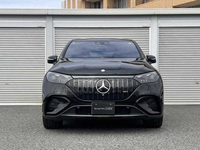 MERCEDES AMG EQE SUV