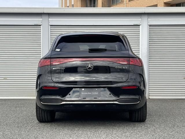 MERCEDES AMG EQE SUV