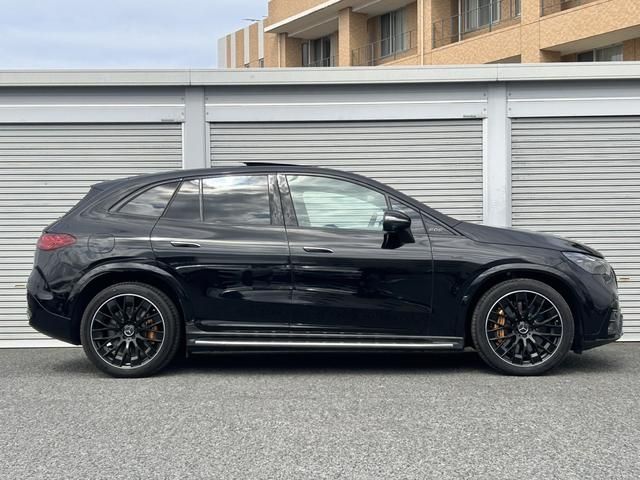 MERCEDES AMG EQE SUV