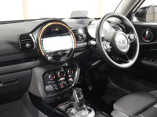 MINI COOPER S CLUBMAN