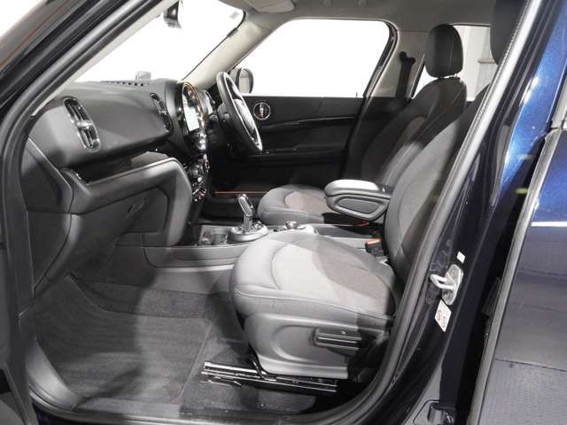 MINI COOPER D CROSSOVER