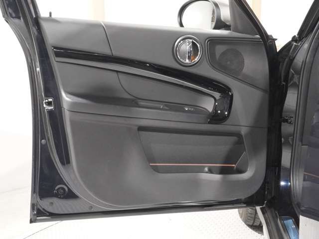 MINI COOPER D CROSSOVER