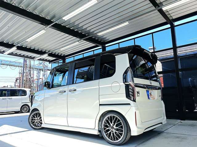 N BOX CUSTOM