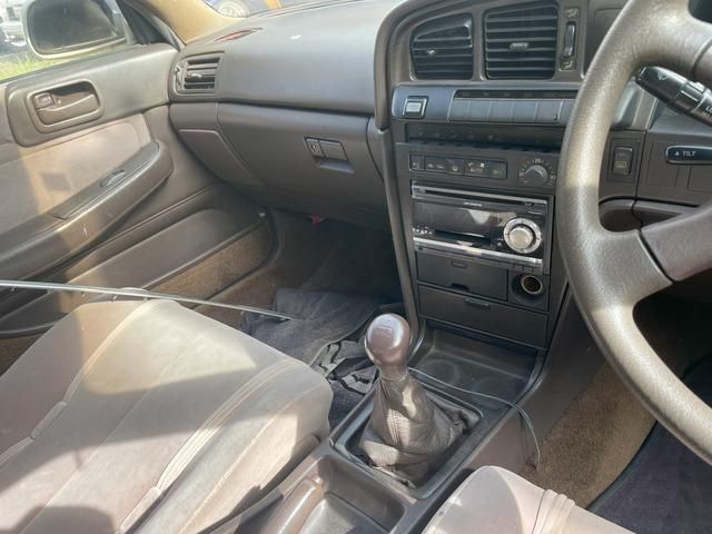 MARK2 sedan