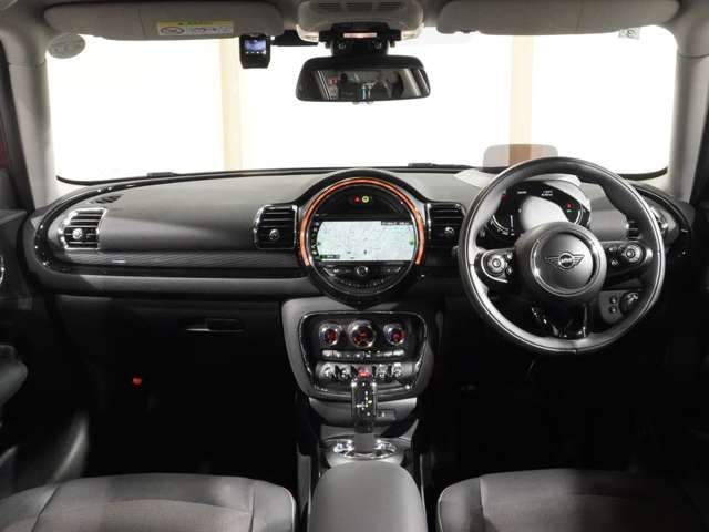 MINI COOPER D CLUBMAN