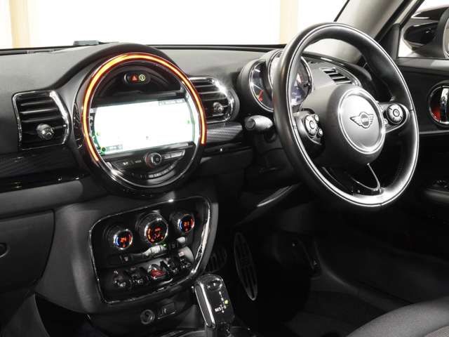 MINI COOPER CLUBMAN