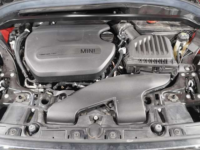MINI COOPER D CROSSOVER