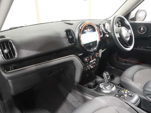 MINI COOPER D CROSSOVER