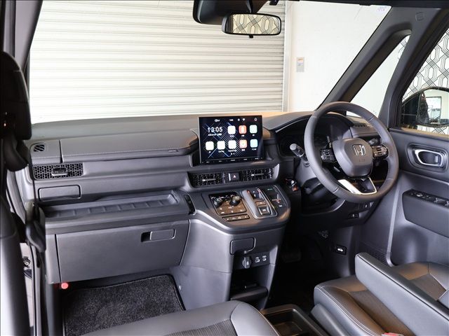 STEPWAGON e:HEV SPADA