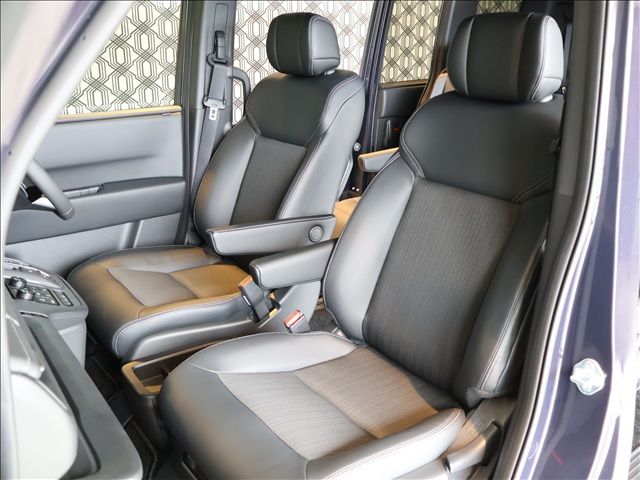 STEPWAGON e:HEV SPADA