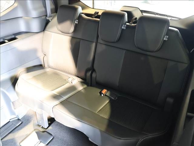 STEPWAGON e:HEV SPADA