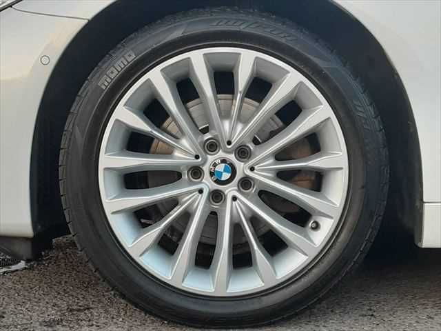 BMW 5 Series sedan