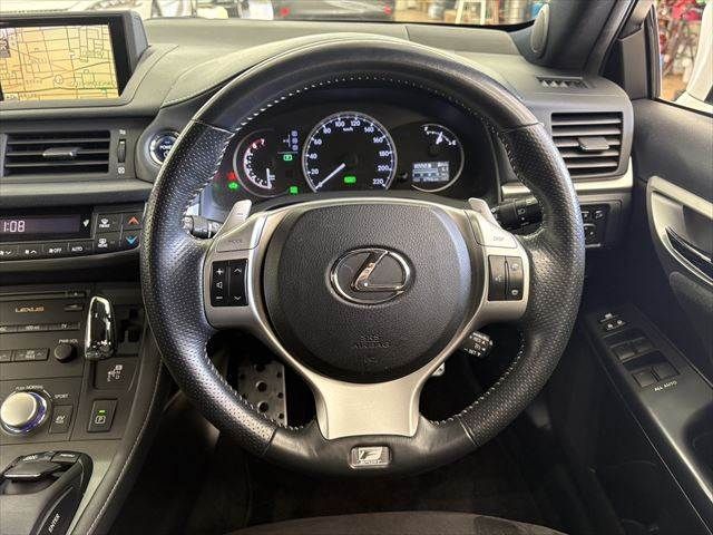 LEXUS CT200h