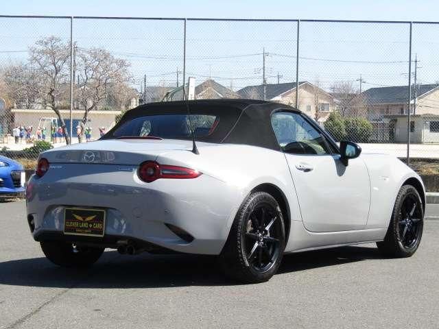 ROADSTER