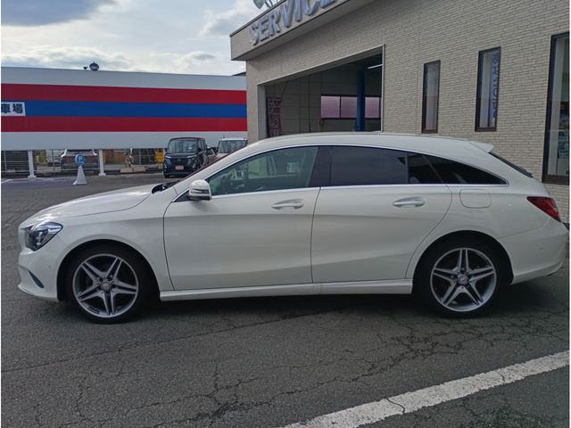 MERCEDES BENZ CLA Shooting Brake