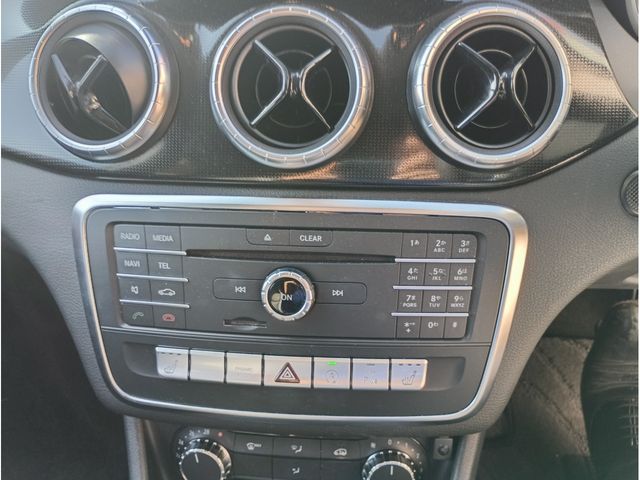 MERCEDES BENZ CLA Shooting Brake