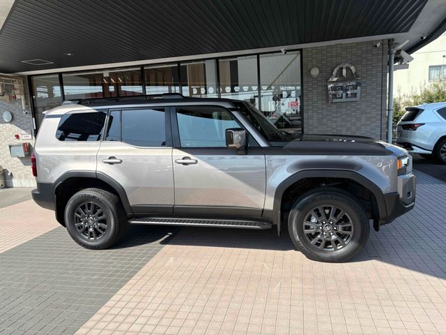 LANDCRUISER 250