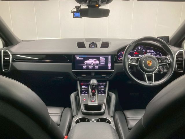PORSCHE Cayenne coupe