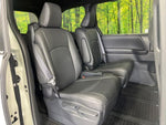 VOXY HYBRID 4WD