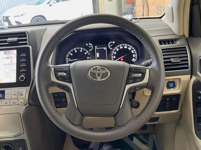 LANDCRUISER PRADO