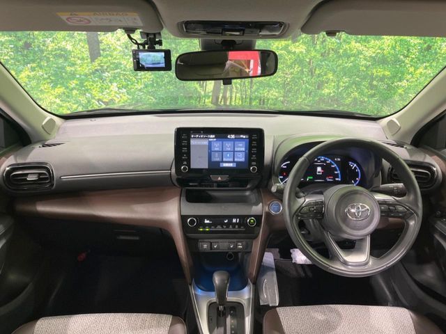 YARIS CROSS HYBRID