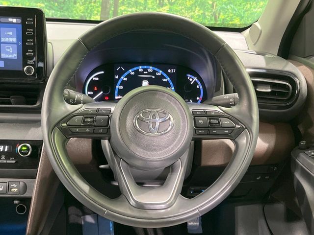 YARIS CROSS HYBRID