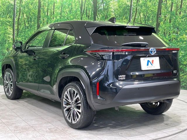 YARIS CROSS HYBRID