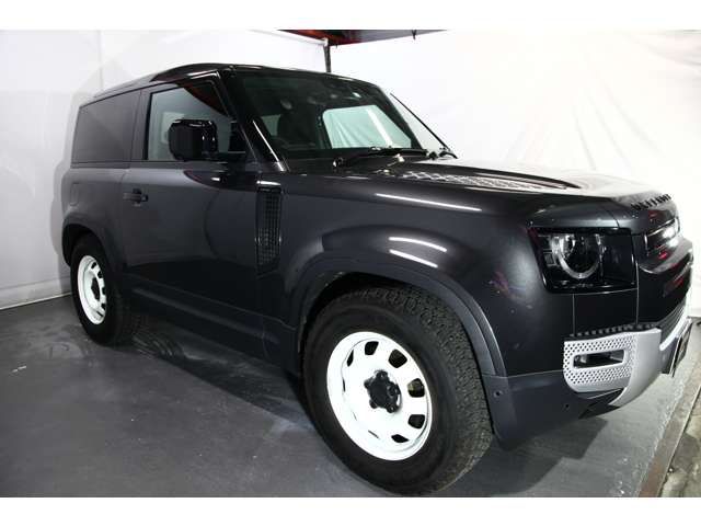 ROVER DEFENDER