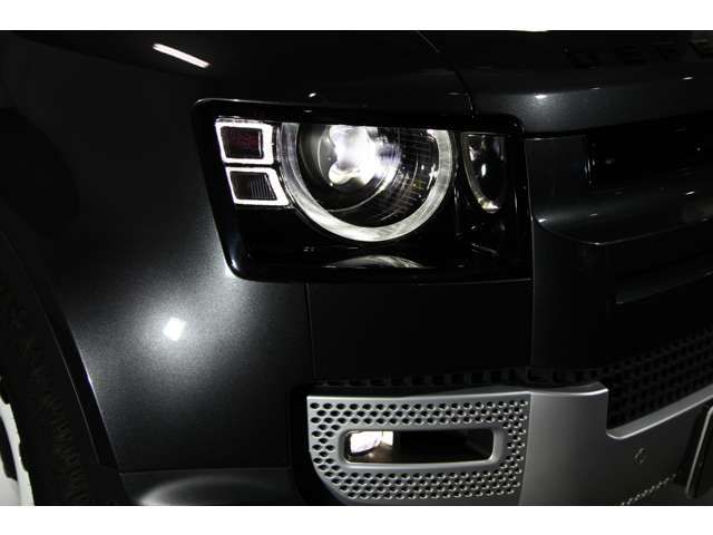 ROVER DEFENDER