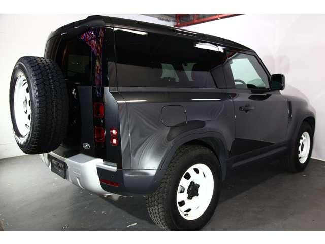 ROVER DEFENDER