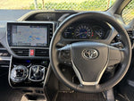 VOXY HYBRID