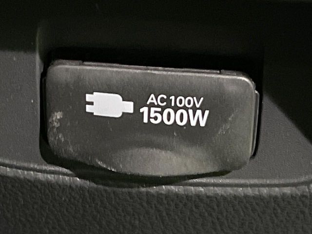 NOAH HYBRID 4WD