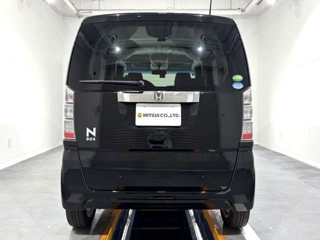 N-BOX