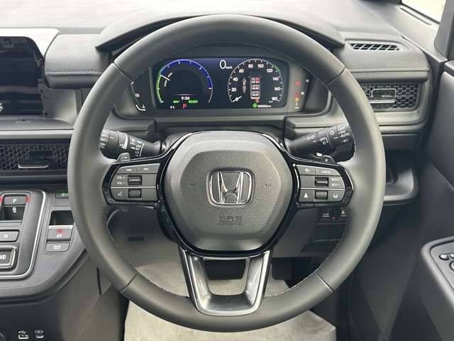 STEPWAGON e:HEV SPADA
