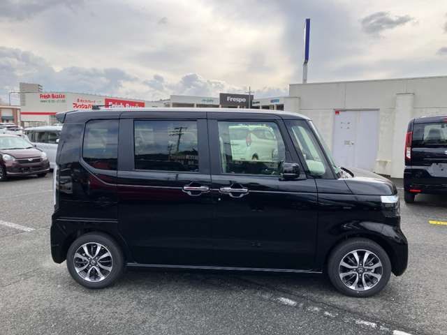N-BOX CUSTOM