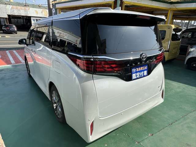 ALPHARD hybrid