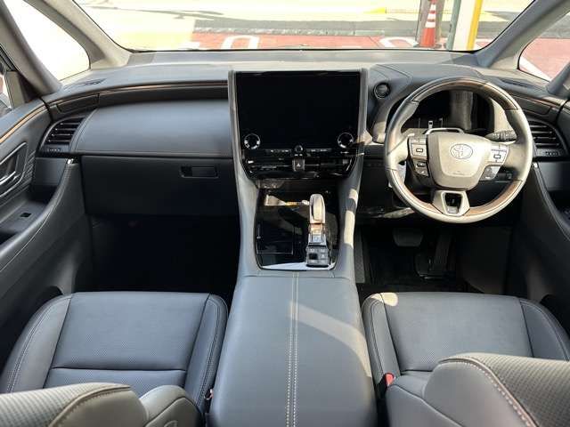 ALPHARD hybrid