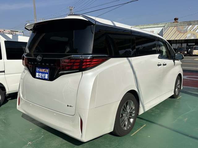 ALPHARD hybrid