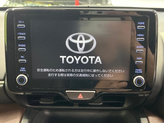 YARIS CROSS HYBRID