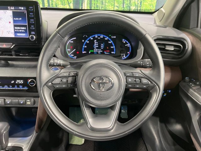YARIS CROSS HYBRID