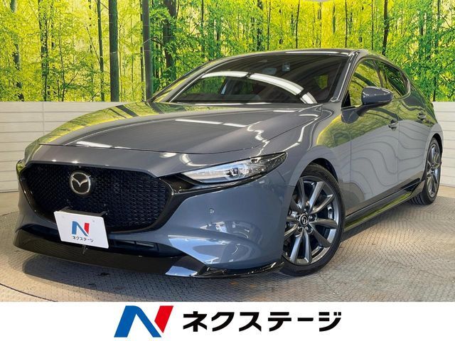 MAZDA3 FASTBACK