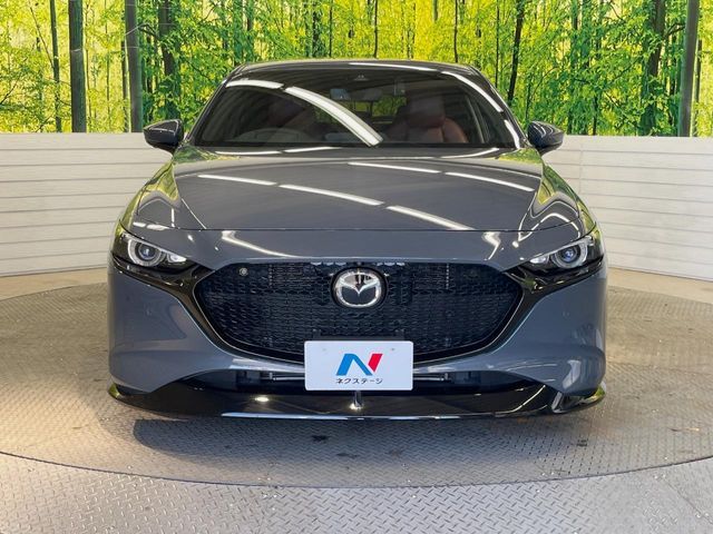 MAZDA3 FASTBACK