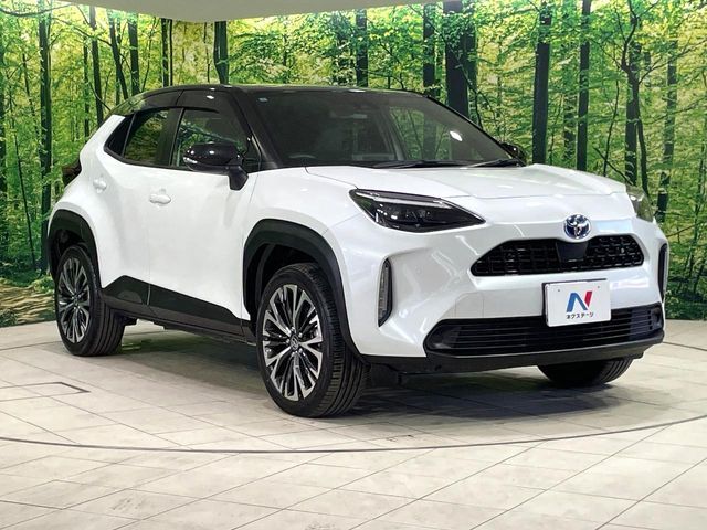 YARIS CROSS HYBRID