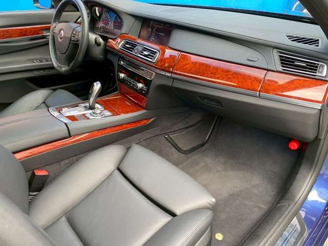 ALPINA B7