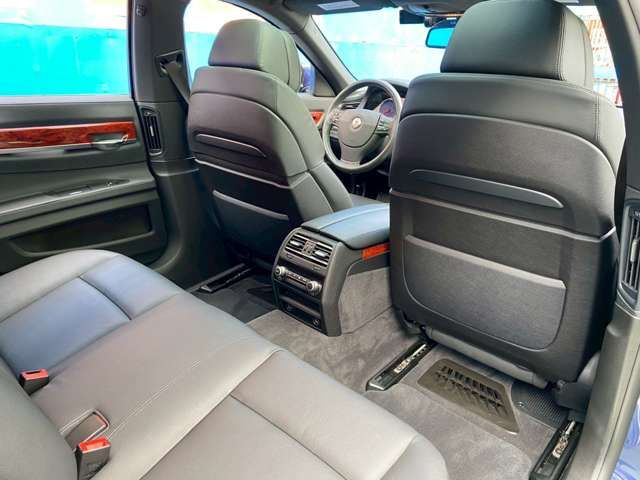 ALPINA B7